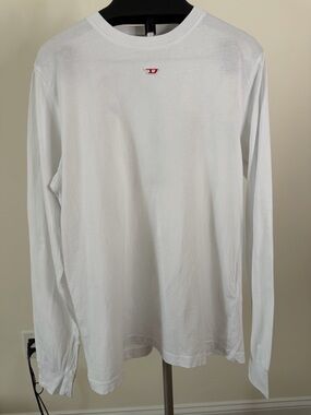 Men's White Long-Sleeve Crewneck Shirt - Minimal Red Detail